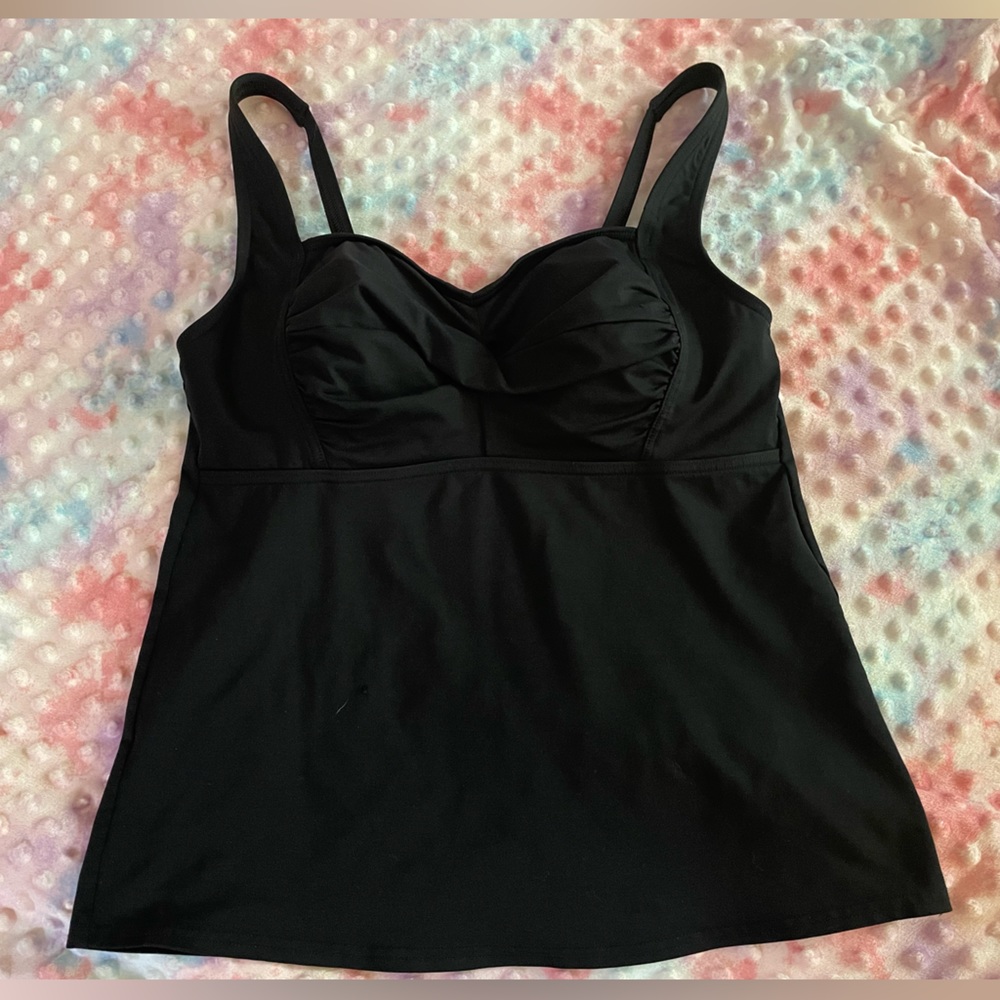 Lands’ End Women’s 8 Black Tankini Swim Top